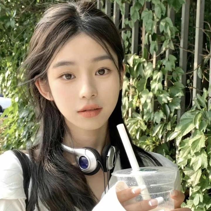 好妻子2020封面
